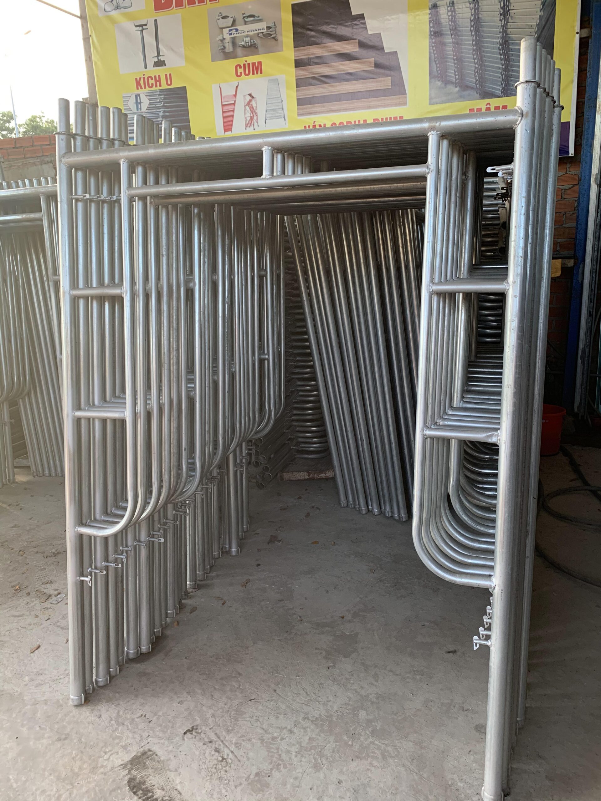 Giàn Giáo H1700x1250x1.8mm  Giao hàng tận nơi – Liên hệ: 0937 538 687